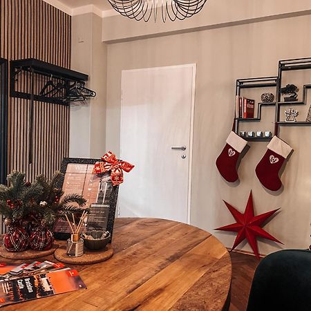 96M2 Of Comfort And Style: 4Bd Apartment In Old Town 브라티슬라바 외부 사진